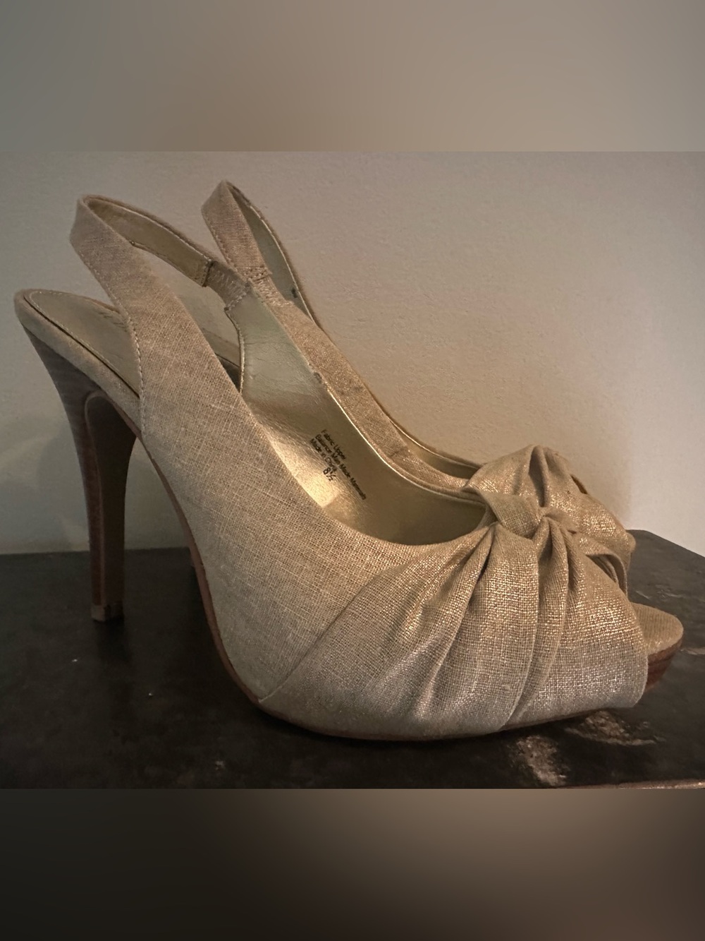 Gold Champagne open toe sling back high heel pumps 8.5 never worn